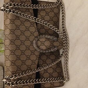 Stylish Beige and Black  Gucci Handbag with Chain Strap